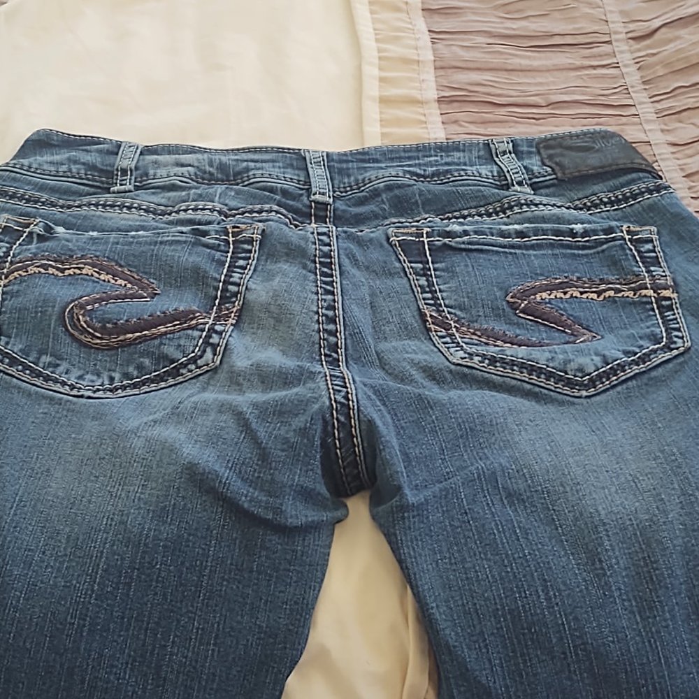 Jeans - Picture 4 of 5